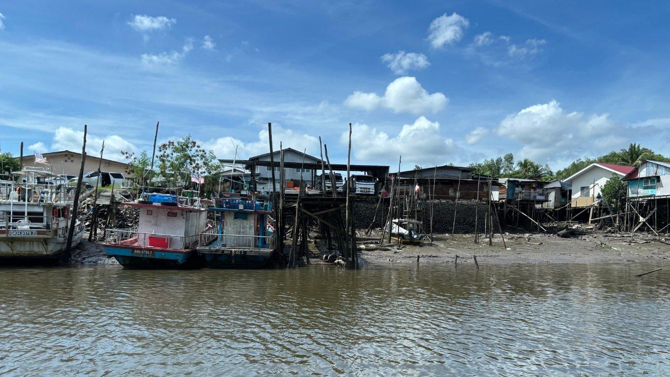 A masterplan to improve living conditions and reduce flood risk in Borneo